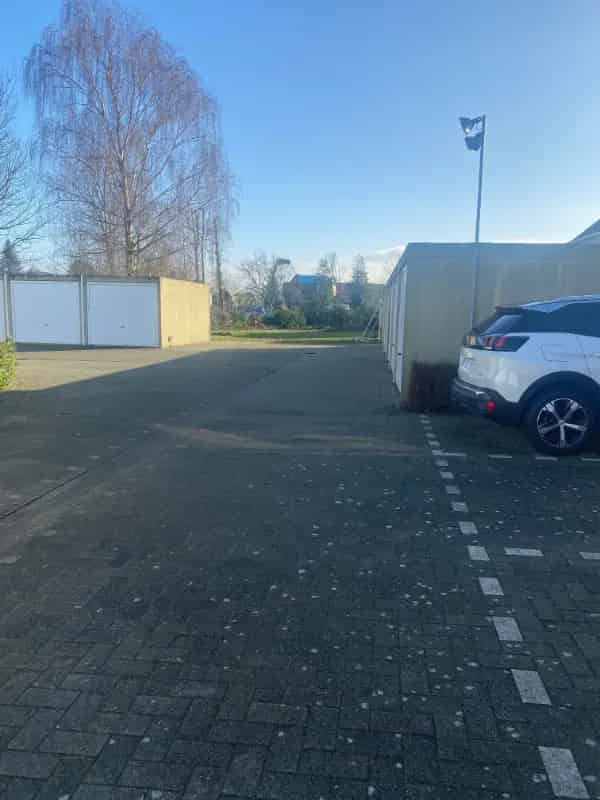 Garage / parking te koop in Lebbeke