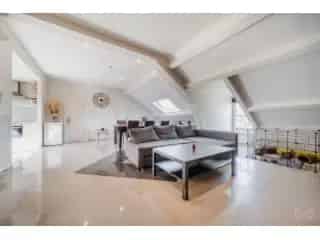 Appartement te koop Corroy le Chateau 94m2 gerenoveerd 2 slaapkamers