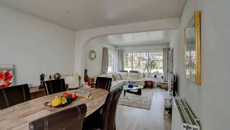Landhuis van 180m² op 7 are