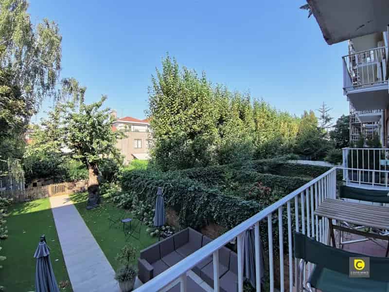 Gerenoveerd appartement te huur 2 slaapkamers terras