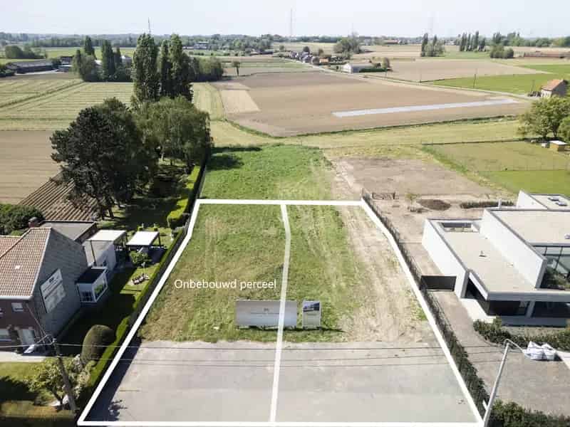 Bouwgrond 717m² Hulste Gemengde Functies