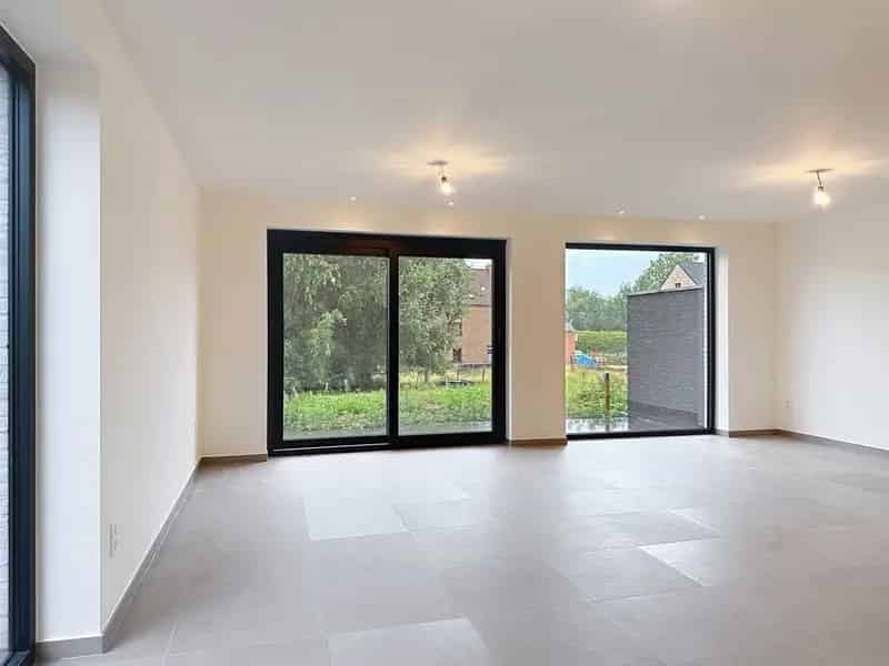 Energiezuinige nieuwbouwwoning met 3 slaapkamers en tuin