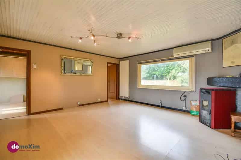 Te renoveren vakantiewoning in groene omgeving te Haacht
