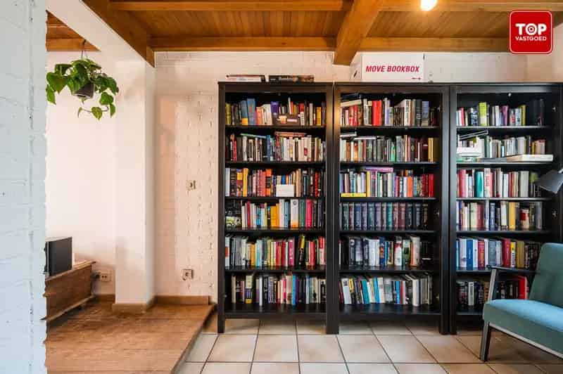 Instapklare woning met 2 slaapkamers en terras.