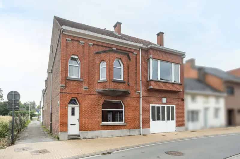 Ruime HOB met grote loods – ideaal voor zelfstandigen!