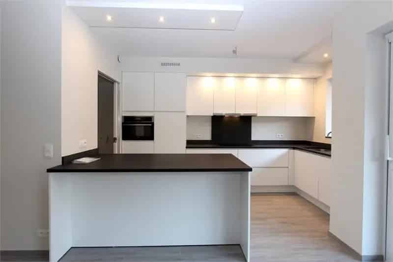 Plateau Appartement te Huur - Ruim Recent Open Zicht