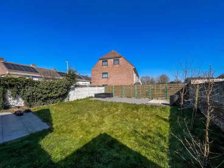 Huis Te Koop Bredene: Gezinswoning Ruime Tuin 3 Slaapkamers