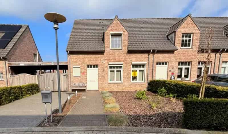 Huis te huur Herentals: Ruime 4 slaapkamer woning met tuin en laadpaal