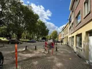 Gelijkvloers te koop - Berchem RBT03590   In optie
