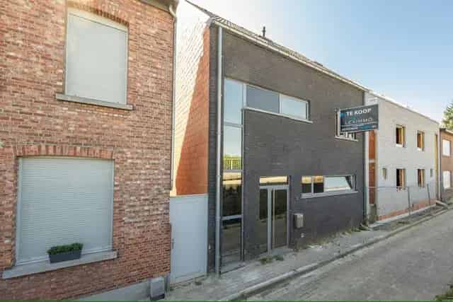 Ruime gezinswoning 4 slpk 2 badkamers Walem