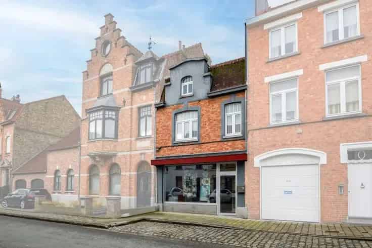Handelshuis Nabij Brugge Centrum Te Koop