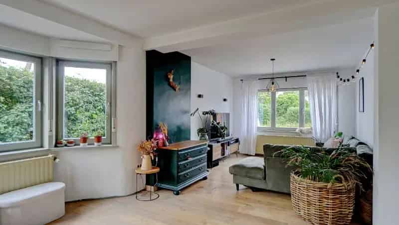 Charmante gerenoveerde woning van 166m² op 6 are 47 ca