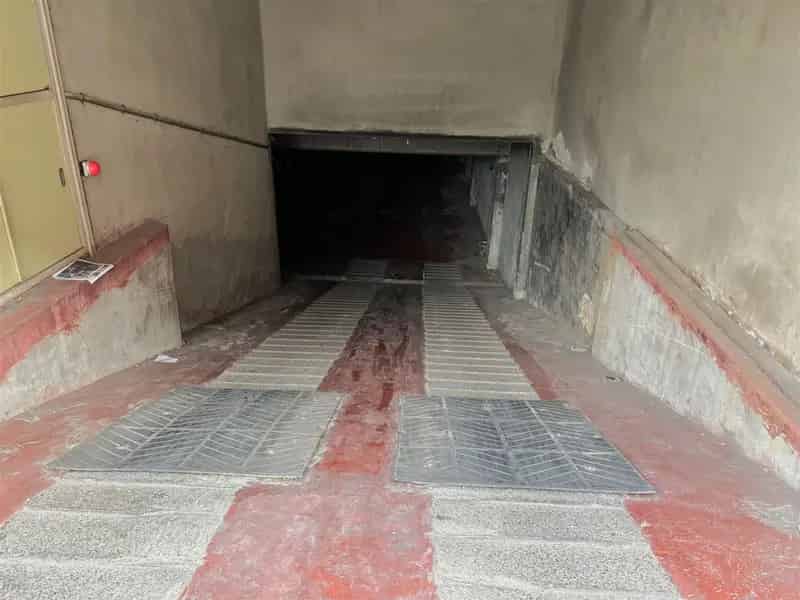 Ondergrondse autostaanplaats op centrale ligging