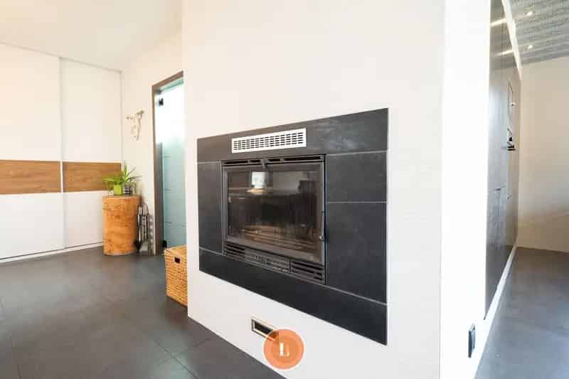 Instapklare villa met 4 slaapkamers op perceel van 1053m².