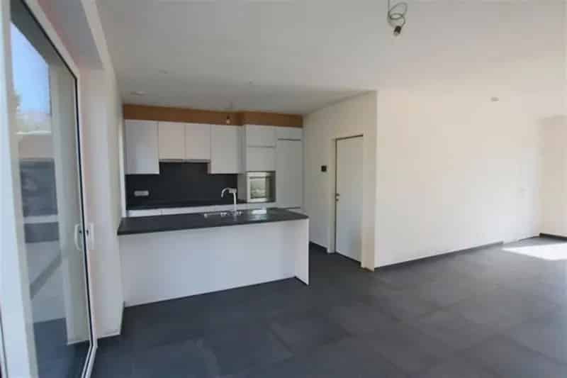 Een halfopen bebouwing te Hombeek met 3 slaapkamers