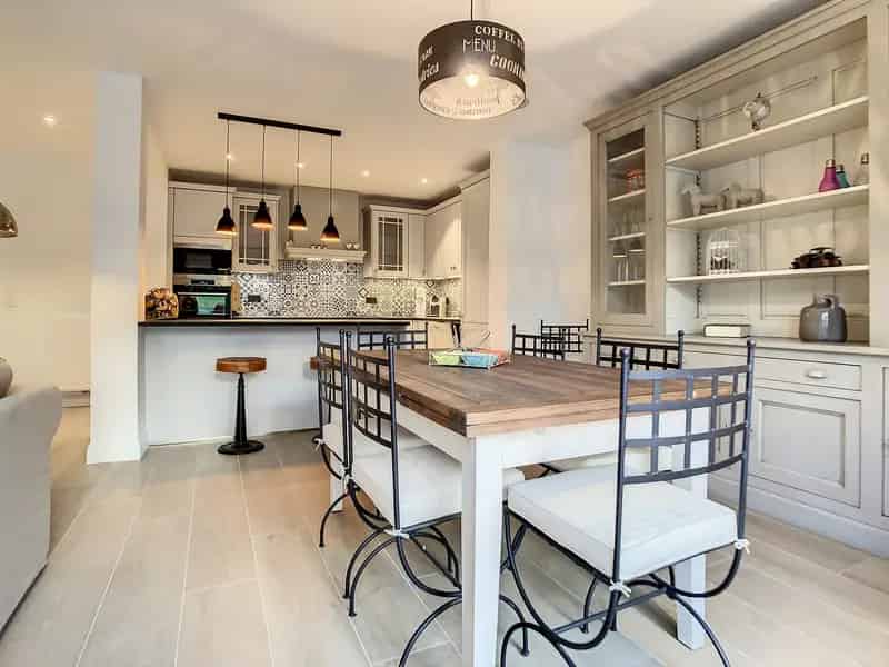 Huis te huur: Luxe gezinswoning 148m² nabij internationale scholen