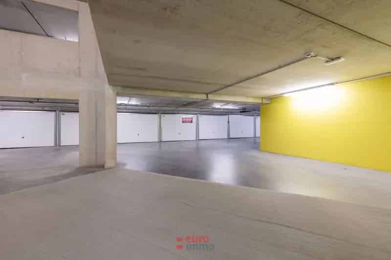 Makkelijkst inrijdbare garage in het complex onder de schildpad!
