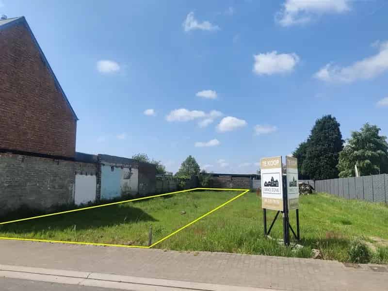 Bouwgrond te Huur Massemen Wetteren 366m2