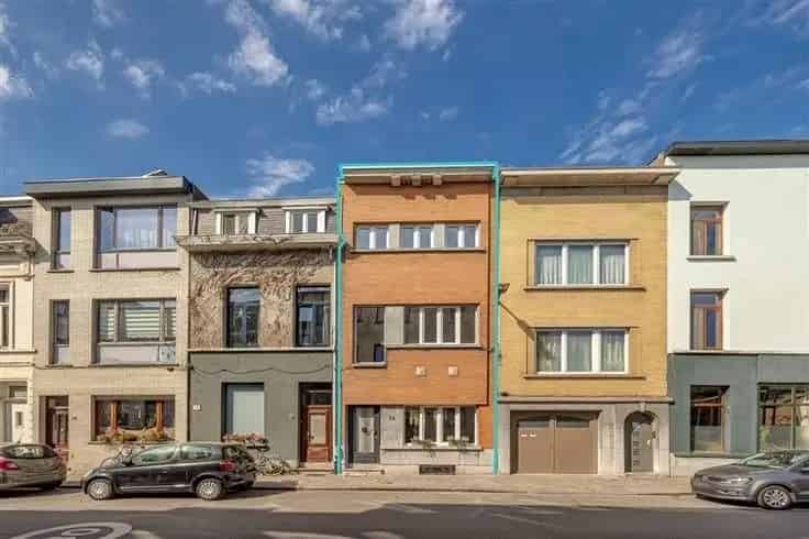 Appartementenblok Te Koop - Instapklaar - 4 Slaapkamers - EPC B