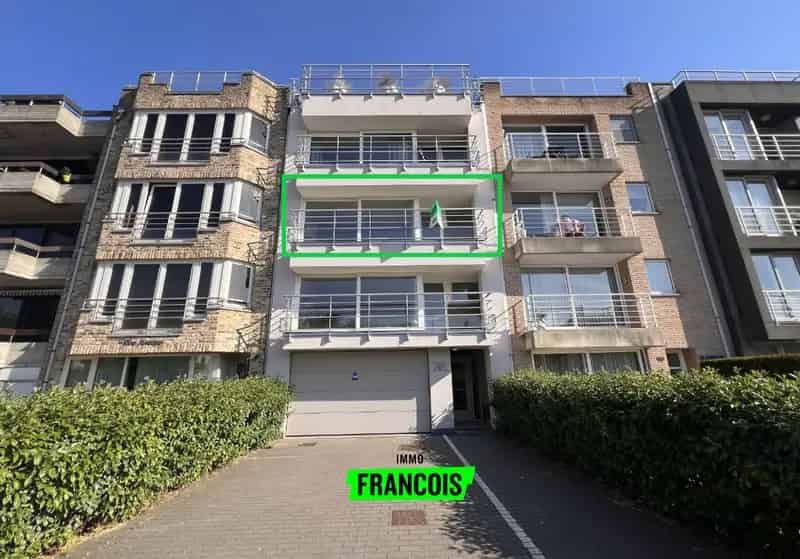 Ruim instapklaar en gerenoveerd appartement met 2 slaapkamer en terras te Blankenberge