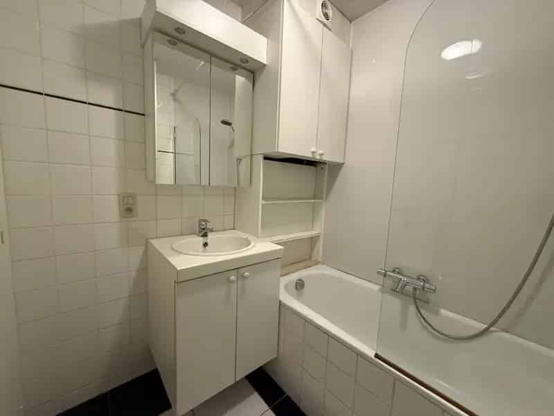 Leuk Gelijkvloers Appartement Gelegen In Een Rustige Buurt