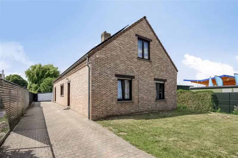 TE KOOP: Vrijstaande woning te Heusden-Zolder!