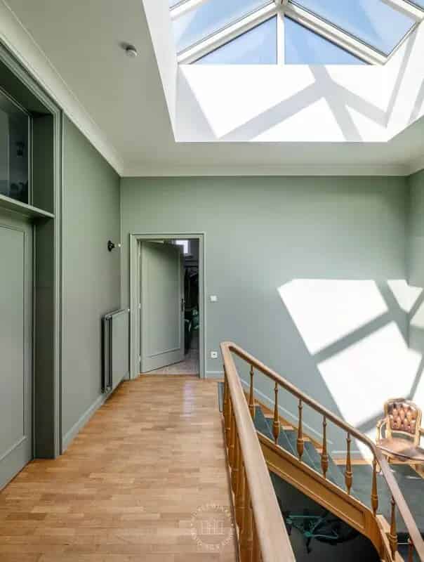 Statige stadswoning met zwemvijver nabij Muinkpark