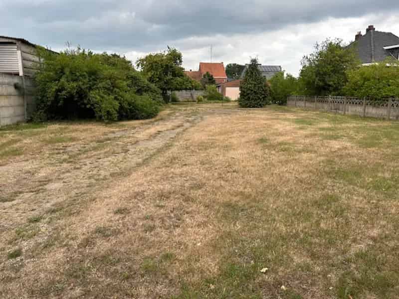 Grond te huur 9a 51ca 17m straatbreedte rustige straat