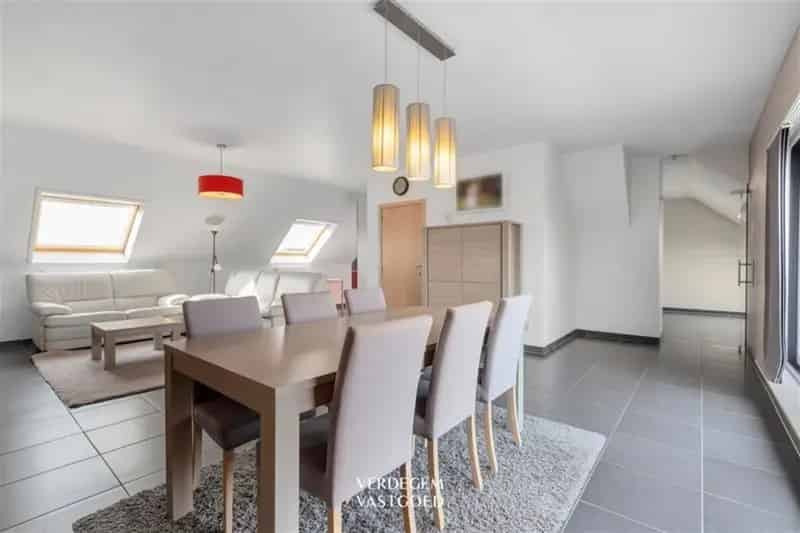 Penthouse te koop in Evergem