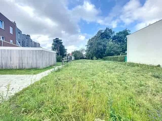 Bouwgrond te koop in Sint-Amandsberg