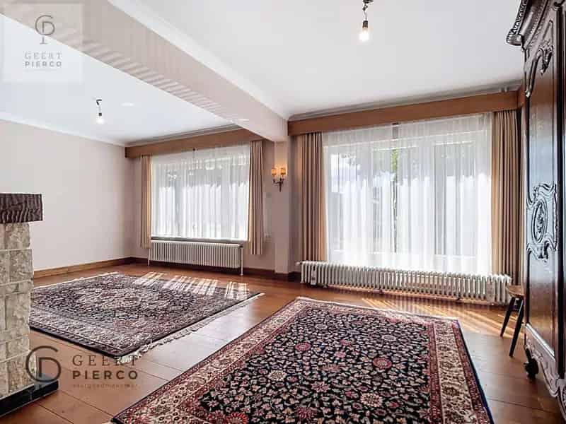 instapklare woonst gelegen op een begeerlijke plek te Landen