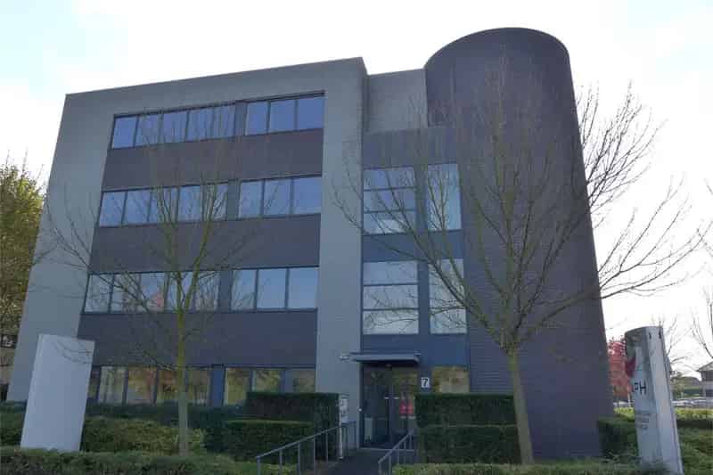 377 m² kantoren