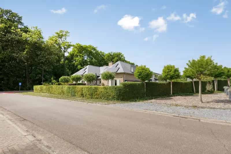 Schitterende authentieke woning Munsterbilzen