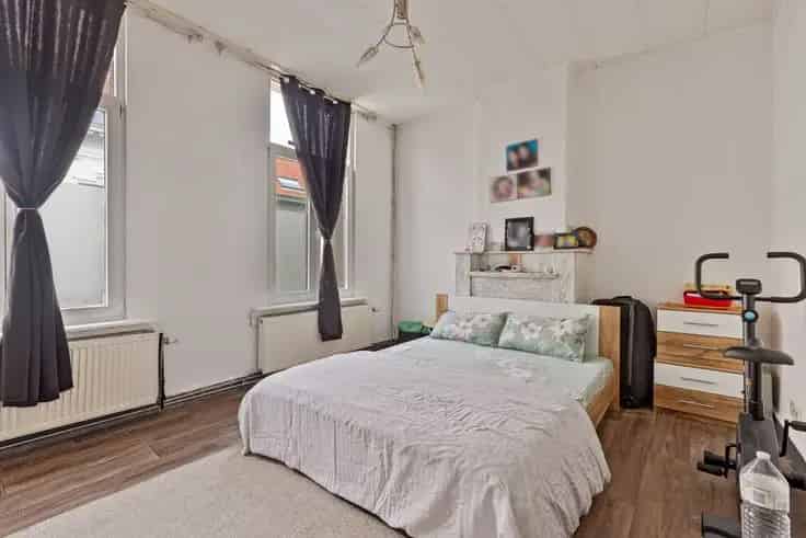 Rijwoning te Koop Antwerpen 3 slaapkamers