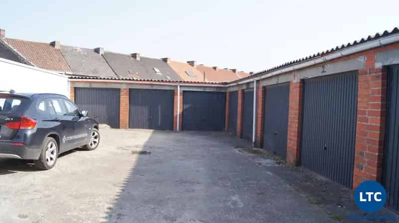 Te huur - Garage - Tienen