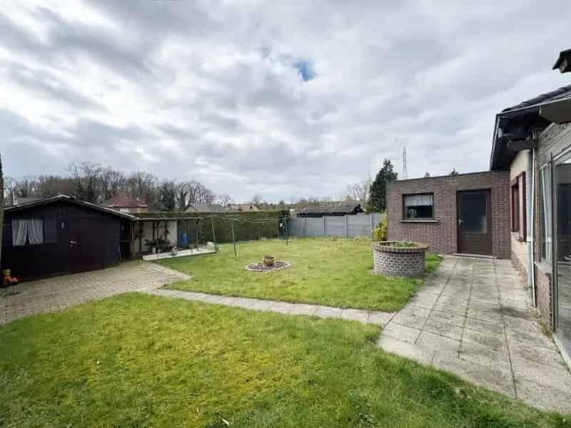 Rustig gelegen bungalowwoning met drie slaapkamers