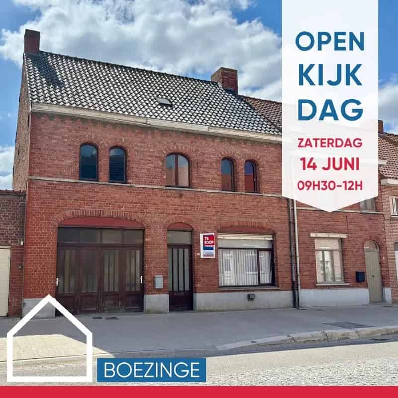 Ruime te renoveren rijwoning met 4 slaapkamer en garage te Boezinge.