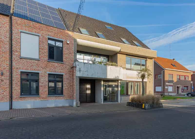 Huis te huur Malderen: Multifunctioneel pand met appartement