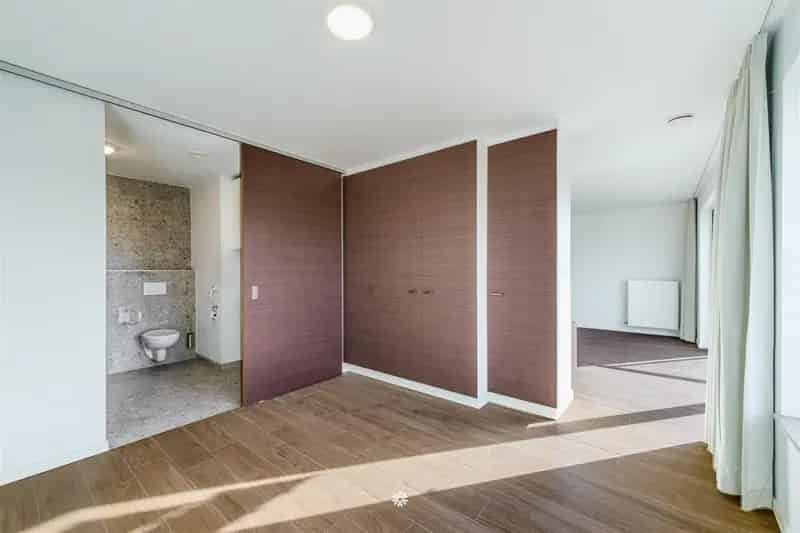 Lichtrijke en nieuwe assistentiewoning met één slaapkamer te koop te Rupelmonde