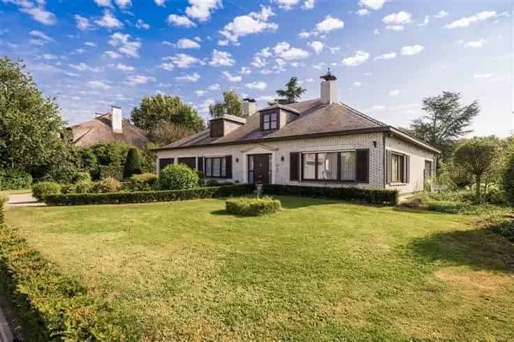 Villa Te Koop Ruime Parktuin Uitstekende EPC Score