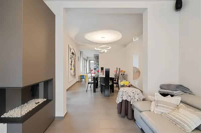 Woning met 3 slaapkamers te Erembodegem