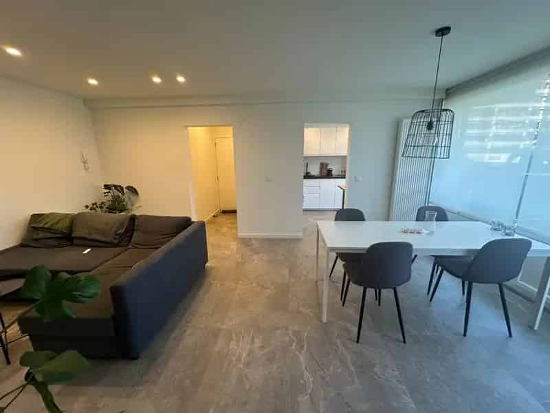 Appartement te huur Gent Dampoort 3 slaapkamers terras