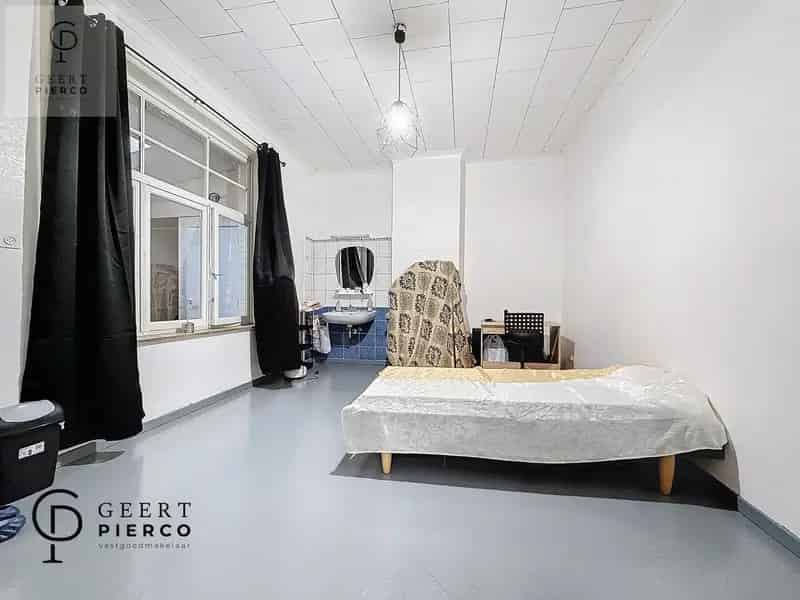 Statig Art Deco-pand met investeringspotentieel te Landen