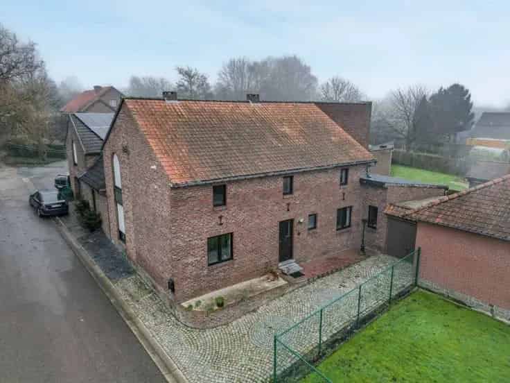 Te Koop Hoekwoning Kortessem 2 slaapkamers Garage