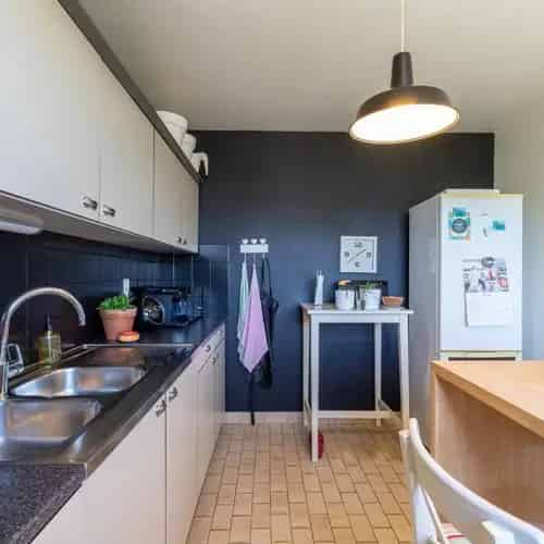 RUIM EN ENERGIEZUINIG APPARTEMENT met 2 SLAAPKAMERS, ZUIDGERICHT TERRAS EN GARAGE