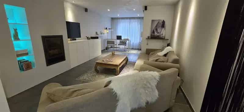 Huis