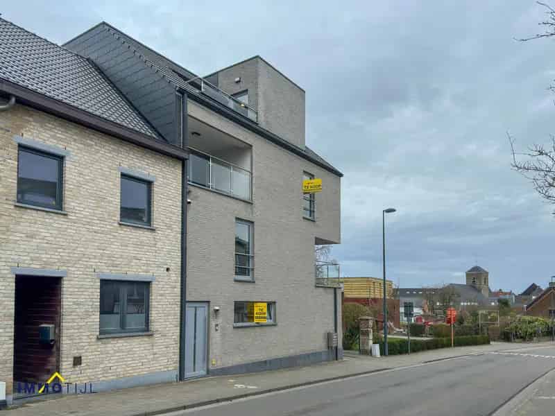 Appartement te koop Nieuwerkerken: recent, terras, tuin, autostaanplaats
