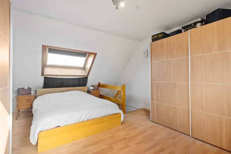 Rijwoning Mechelen 3 slaapkamers tuin recent gerenoveerd
