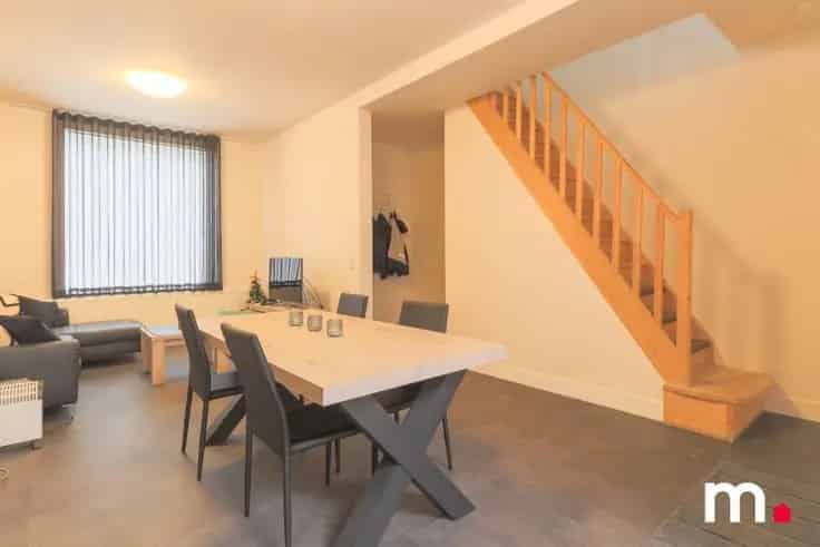 Huis Te Koop Instapklare Gerenoveerde Woning Nabij Centrum