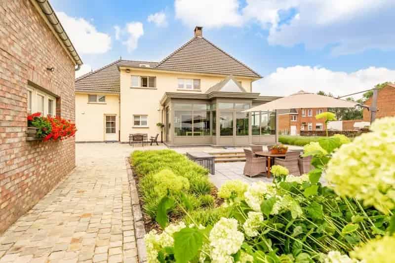 Ruime villa op een prachtig perceel van 39,69 are te Riemst